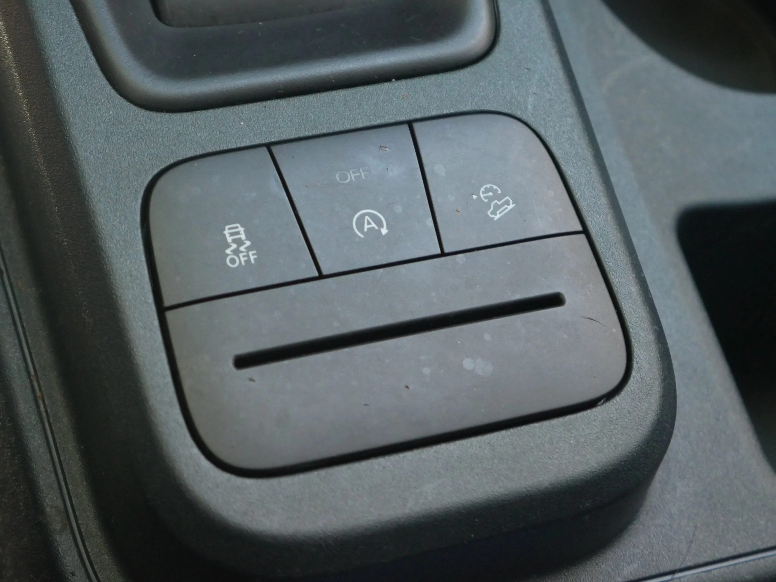 Certified Used 2025 Velocity Blue Ford XLT image 14