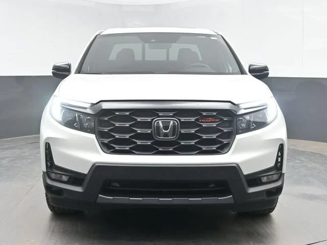 Certified Used 2026 Platinum White Pearl Honda TrailSport image 57