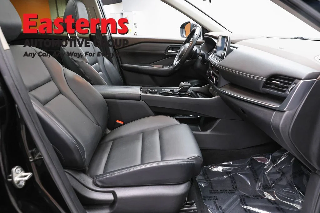 Used 2023 Black Nissan SV image 25