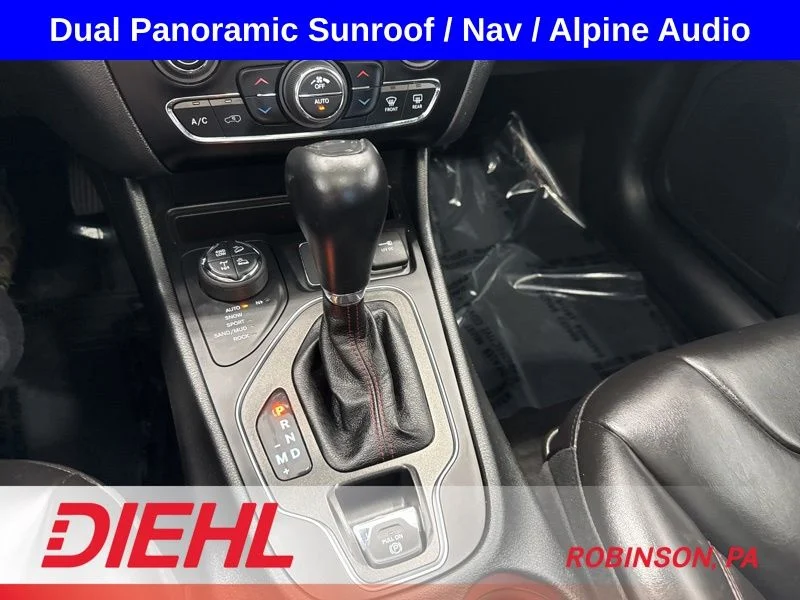 Used 2022 Silver Jeep Trailhawk image 36