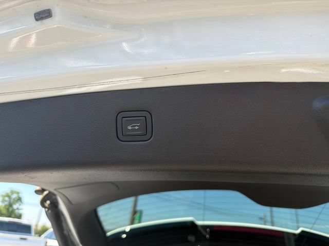 Used 2019 SUMMIT WHITE Chevrolet RS image 36