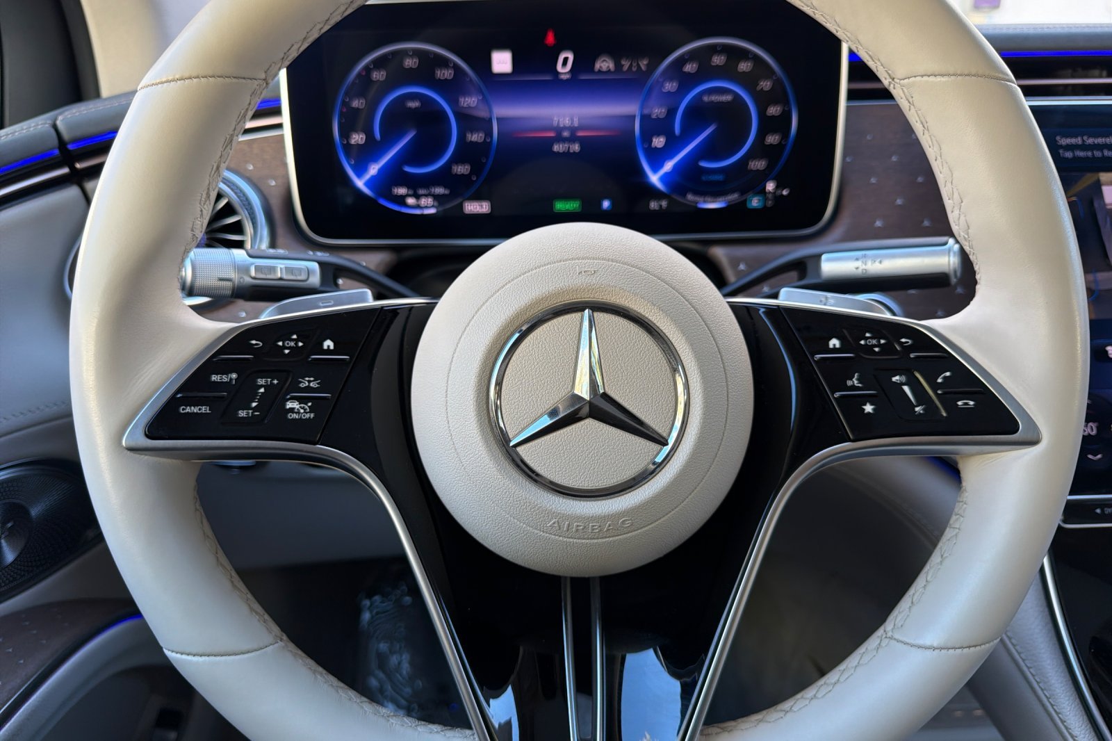 Certified Used 2023 White Mercedes-Benz 450 image 24