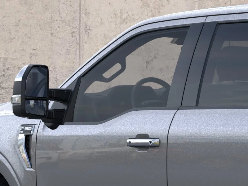 New 2026 Carbonized Gray Metallic Ford XLT image 20