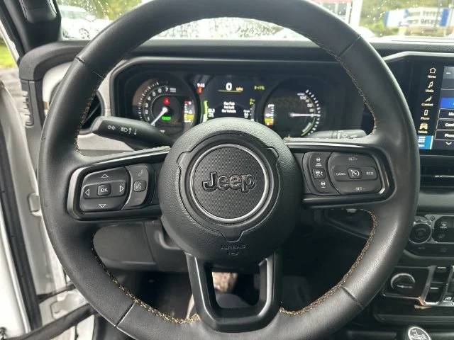 Used 2024 White Jeep Sport S 4xe image 13