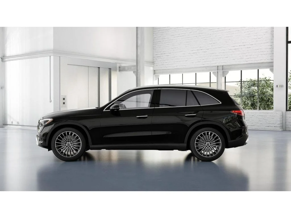 New 2027 Black Mercedes-Benz GLC 300 image 34
