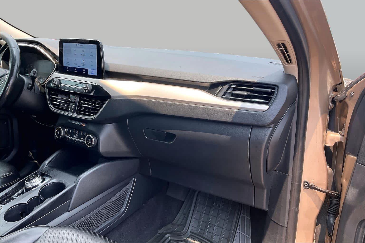 Used 2020 Desert Gold Ford SEL image 18