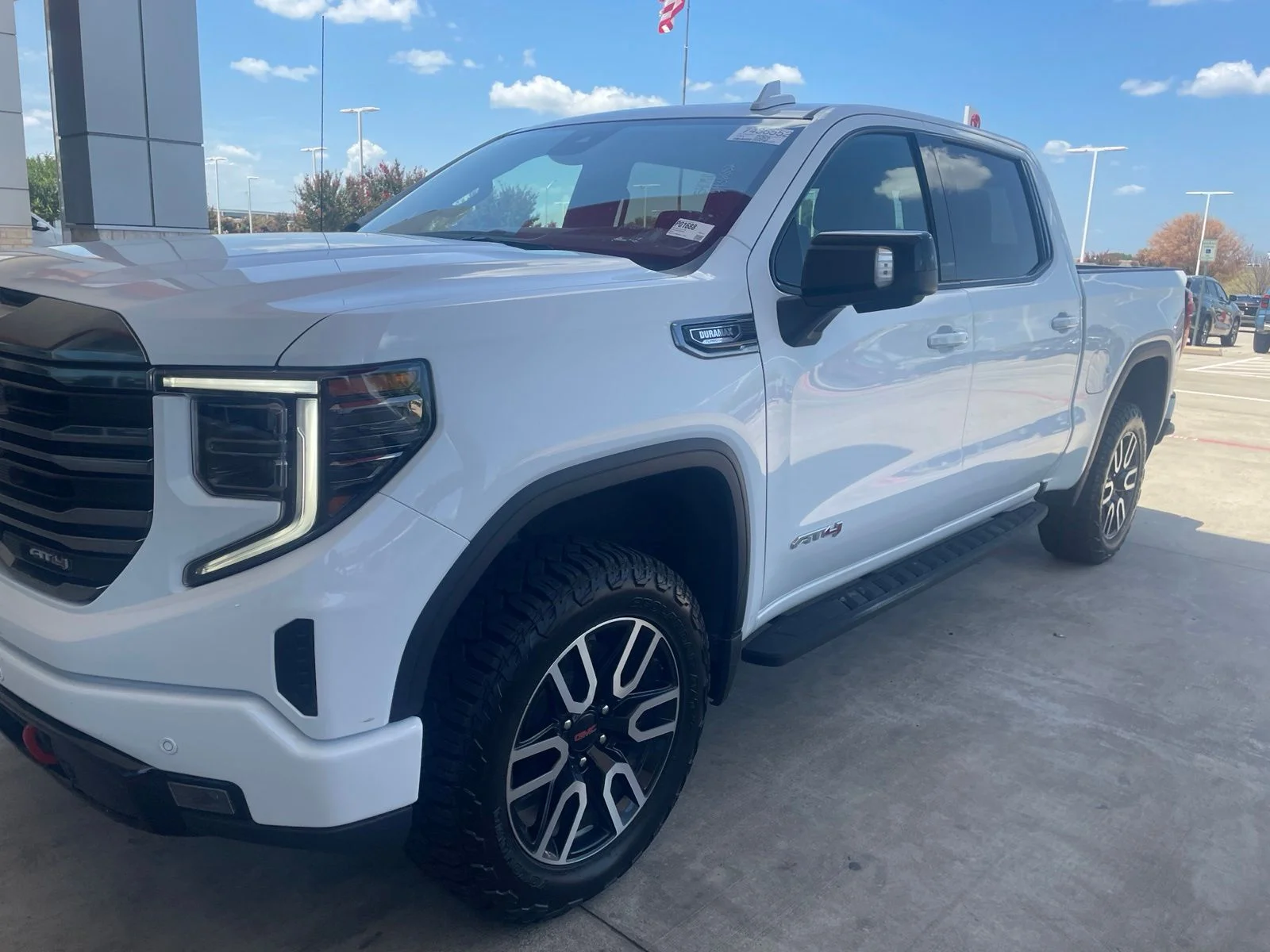 2023 GMC Sierra 4WD Crew Cab Short Box AT4's photo