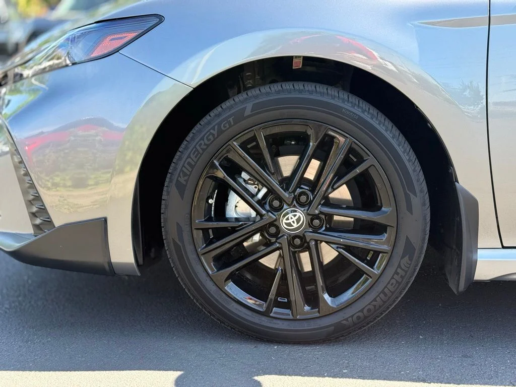 Certified Used 2025  Toyota SE image 9
