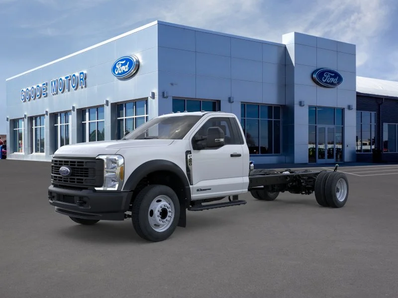 New 2026 Oxford White Ford F-450® XL image 23