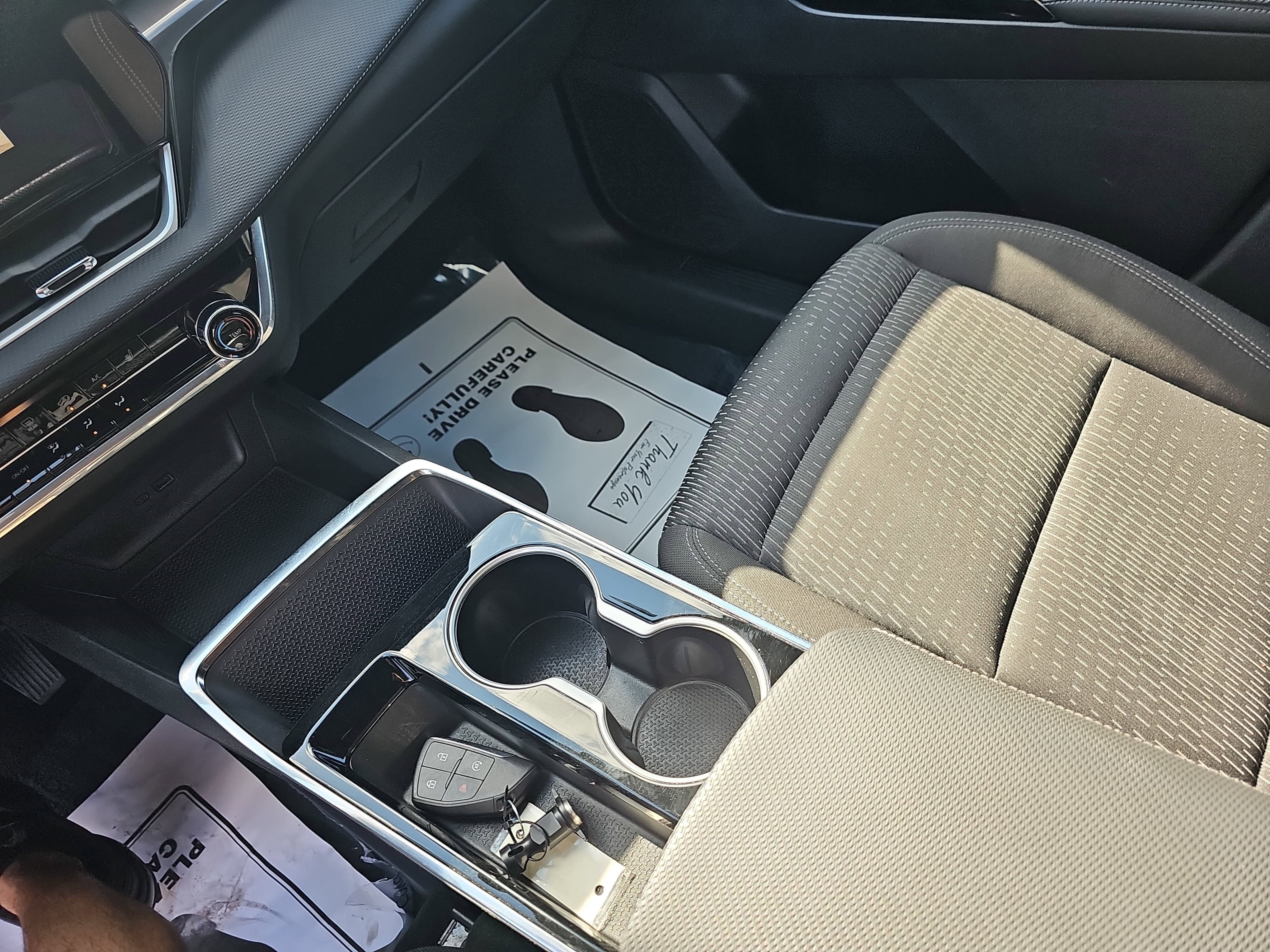 2025 Chevrolet Equinox LT - Photo 25