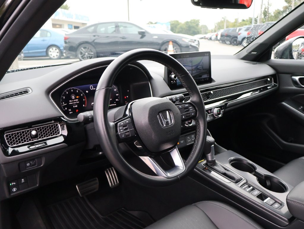 Used 2024  Honda Sport Touring image 16