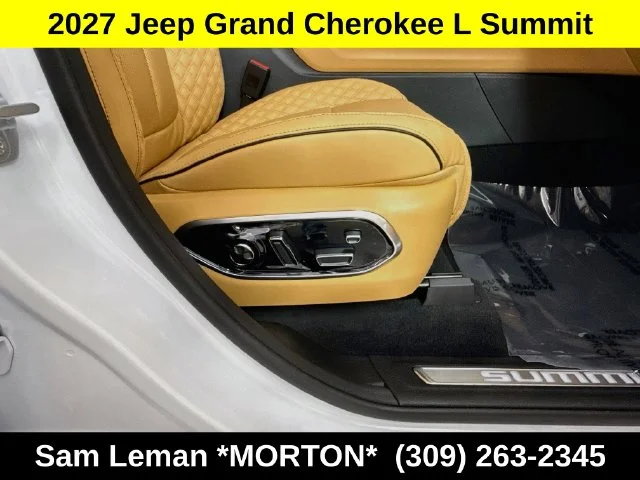 New 2027 White/off-white Jeep Summit image 45