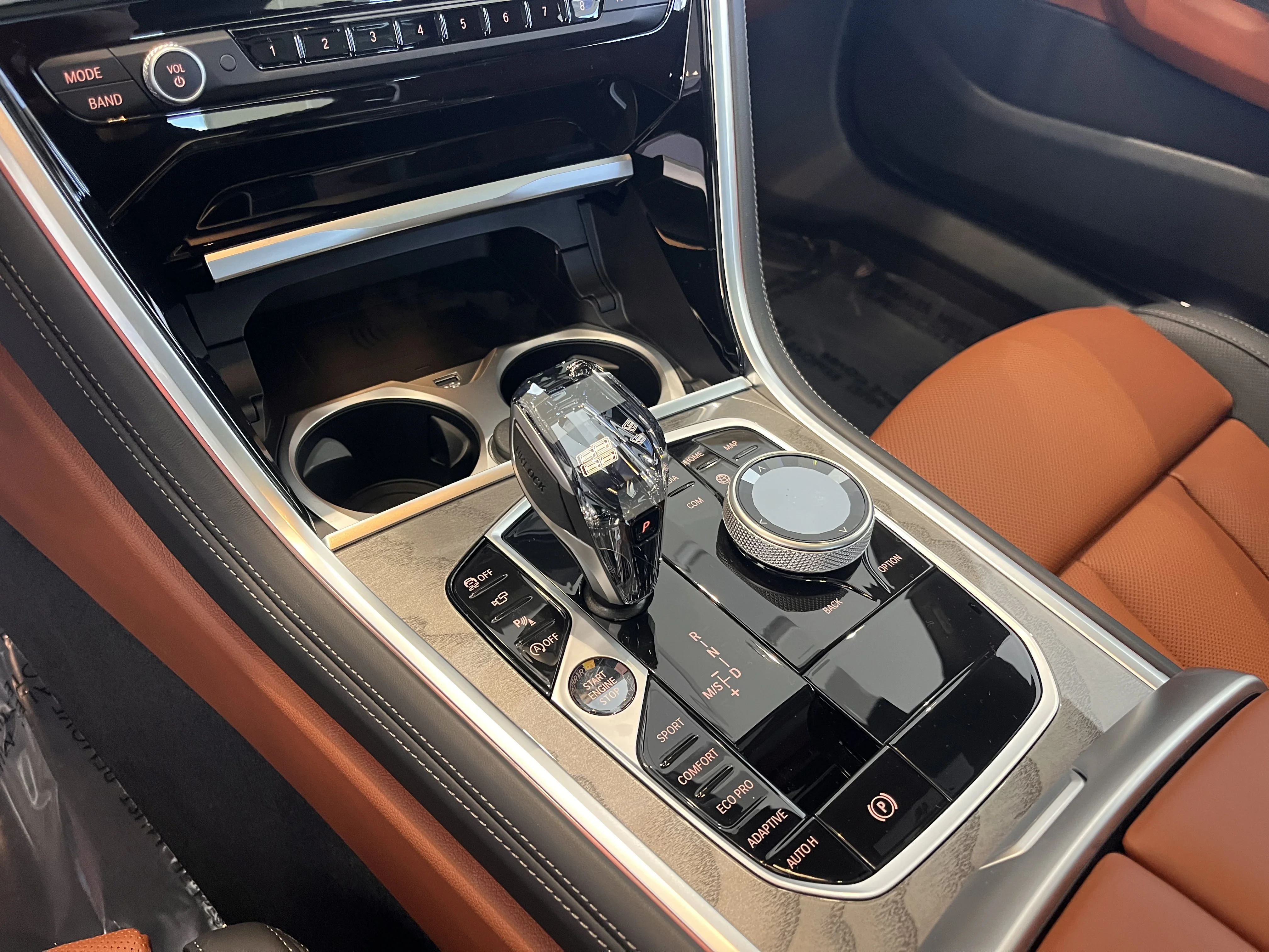 New 2026 Tanzanite Blue II Metallic BMW i xDrive image 12