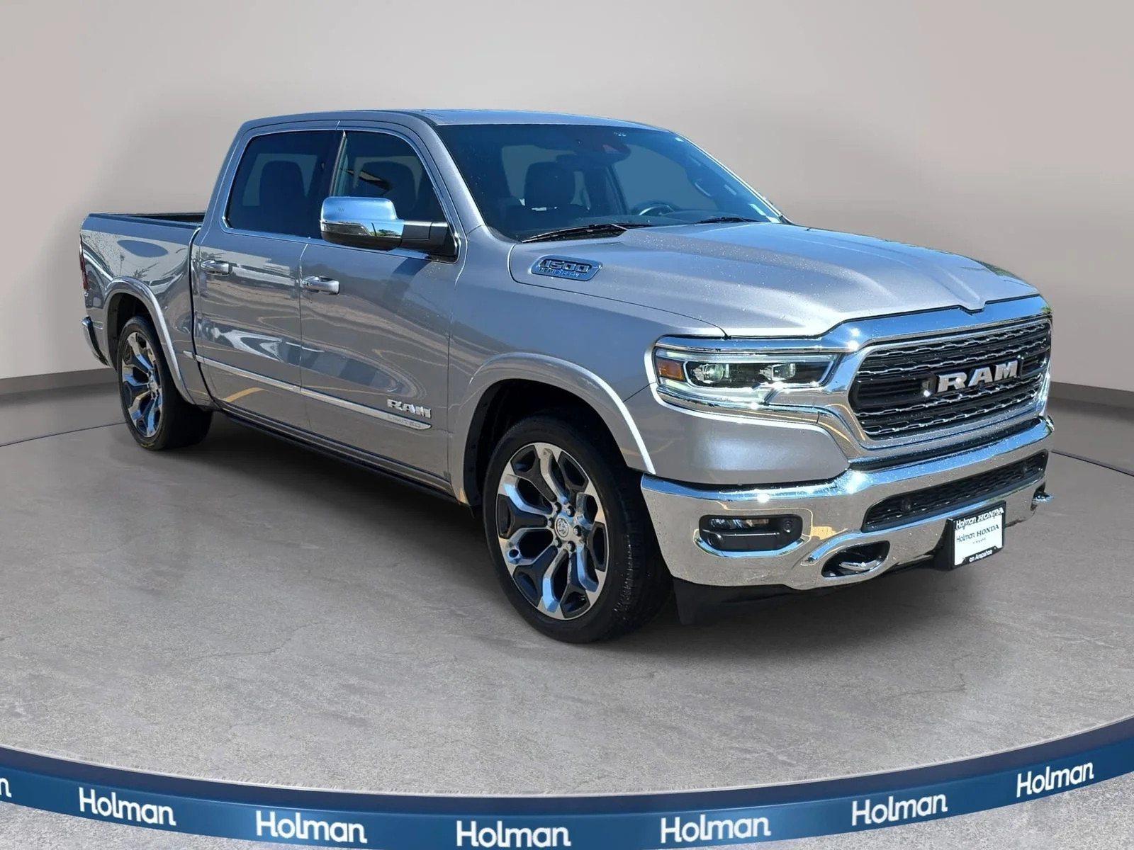 Used 2023 Silver Ram Limited image 4