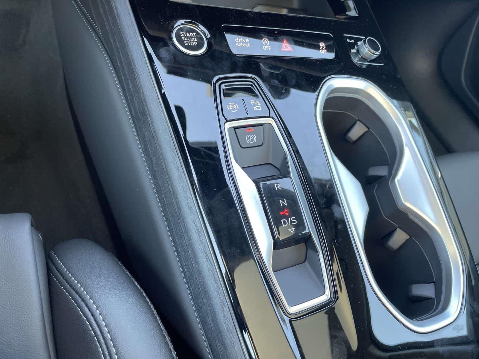New 2026 5UA2/Blue Audi Premium Plus image 30