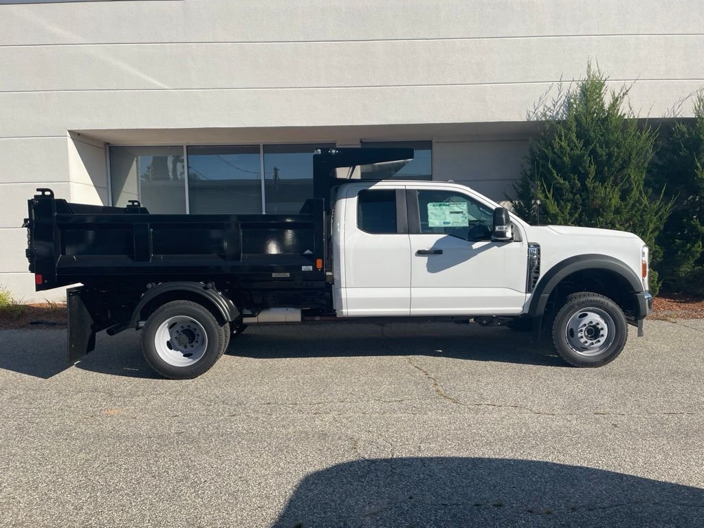 New 2026 Oxford White Ford F-550® XL image 7