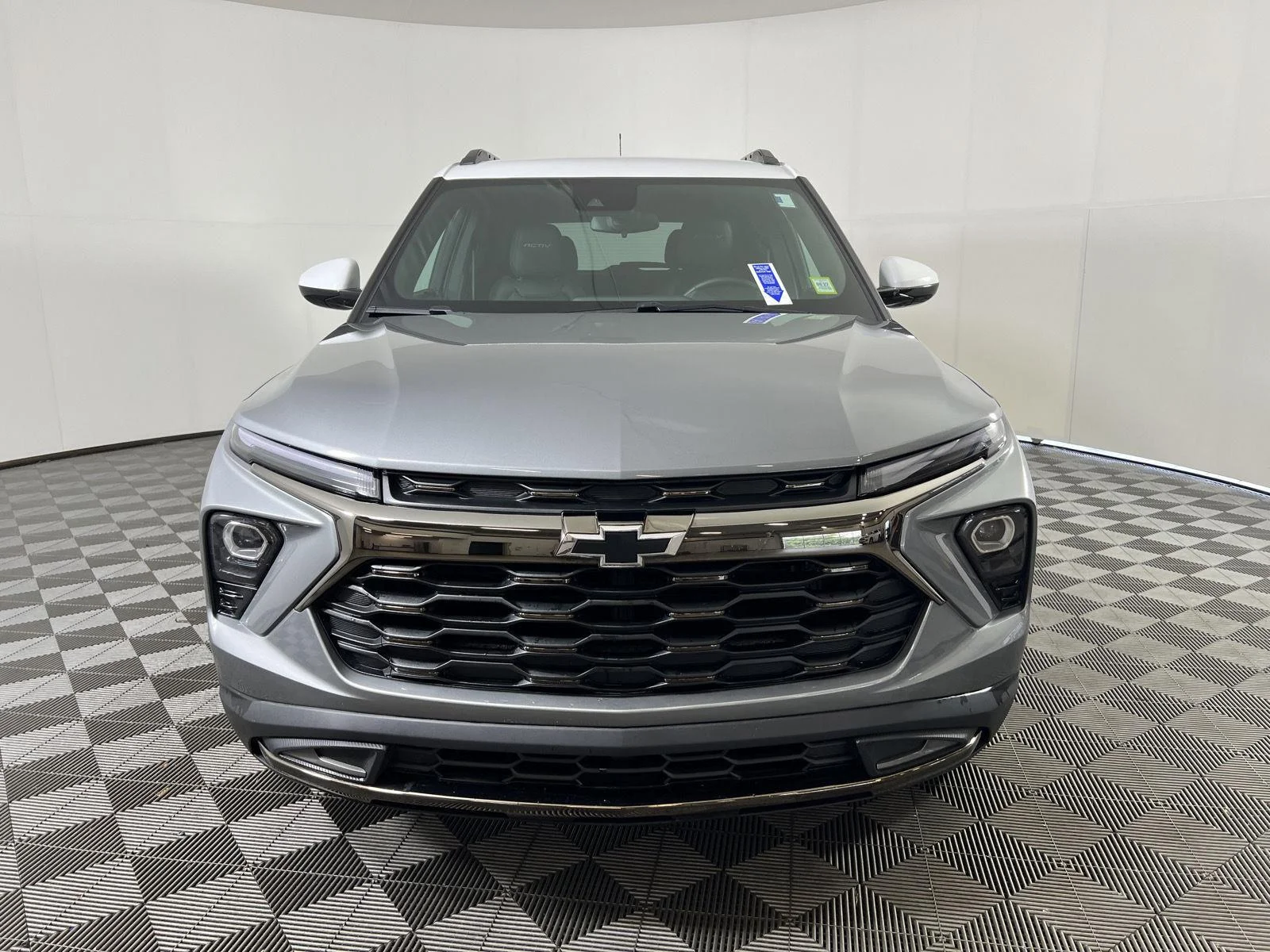 Used 2025 Sterling Gray Metallic Chevrolet ACTIV image 8