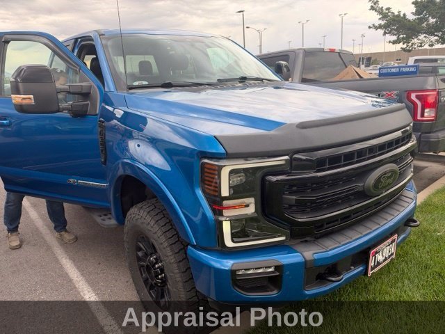 Used 2020 Blue Ford LARIAT image 10