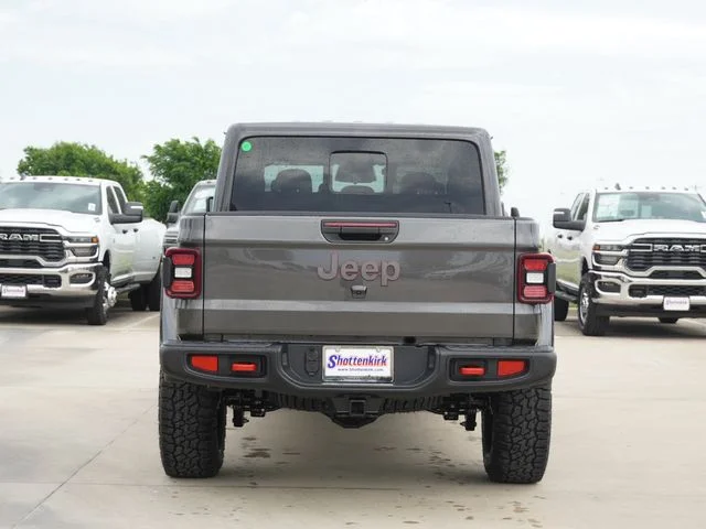 New 2026 Granite Crystal Metallic Clear-Coat Exterior Paint Jeep Rubicon image 8