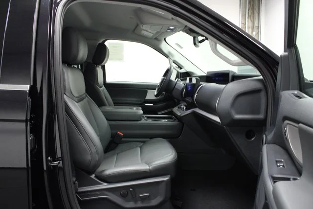New 2026 Agate Black Metallic Ford Active image 41
