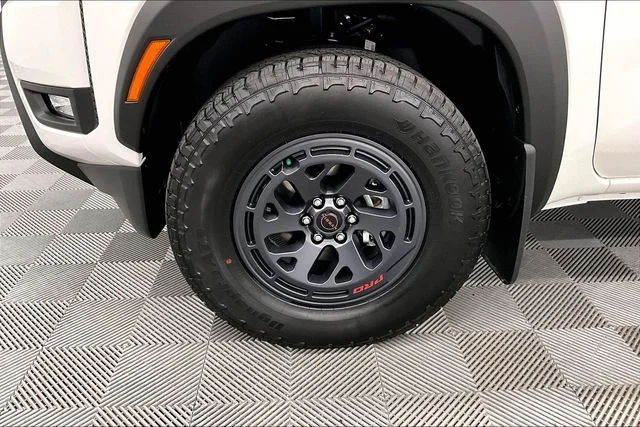 New 2026 Glacier White Nissan PRO-X image 12