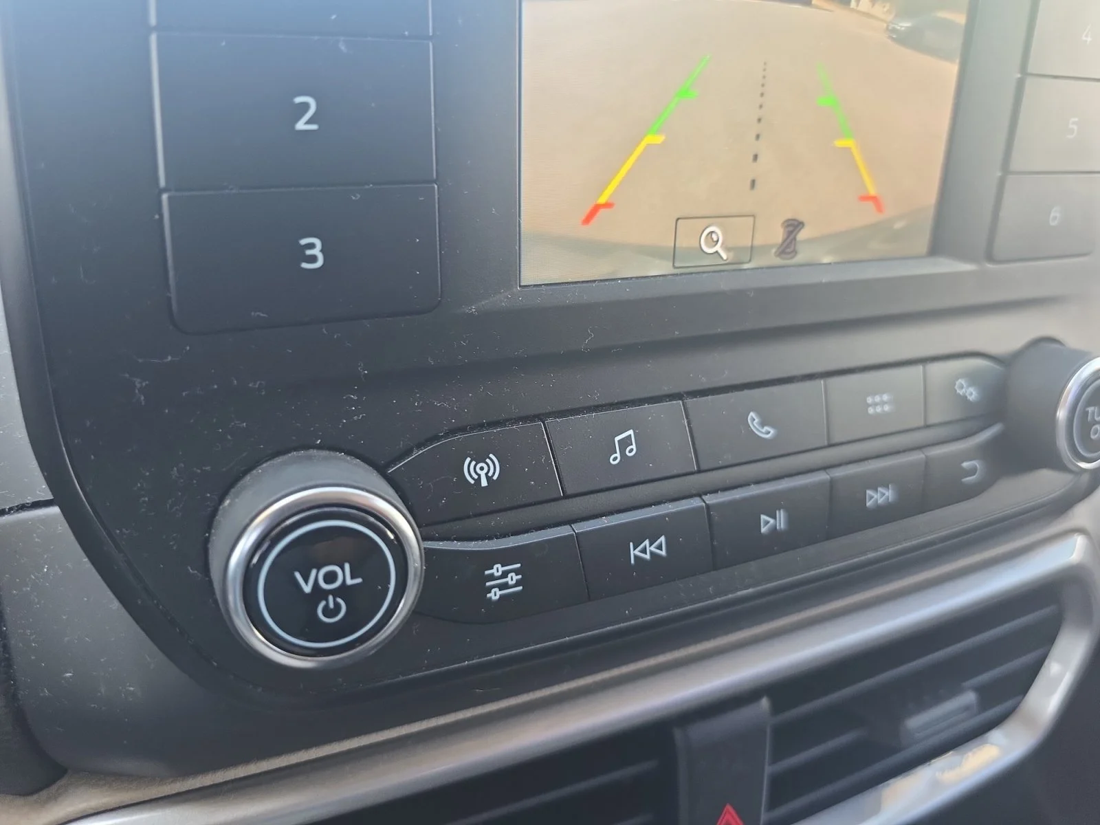 Used 2018 Moondust Silver Metallic Ford S image 15