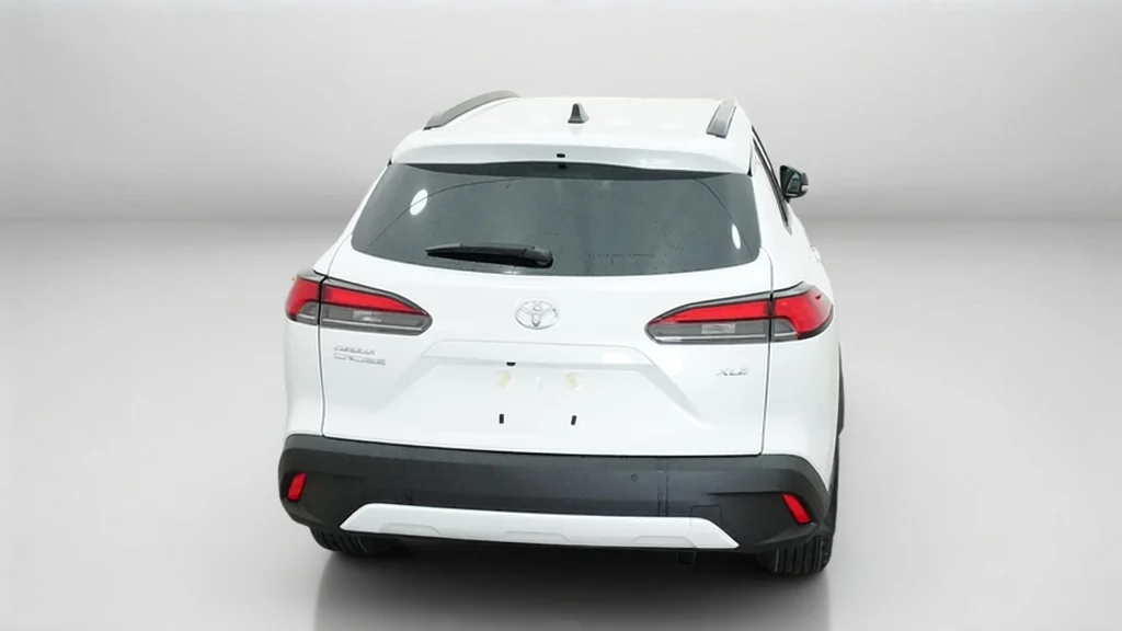 New 2026 Wind Chill Pearl Toyota XLE image 27