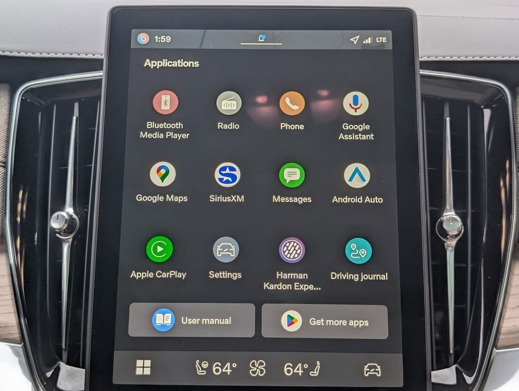 2026 Volvo XC90 Plus - Photo 26