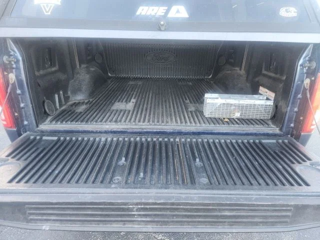 Used 2015 Blue Jeans Metallic Ford XLT image 7