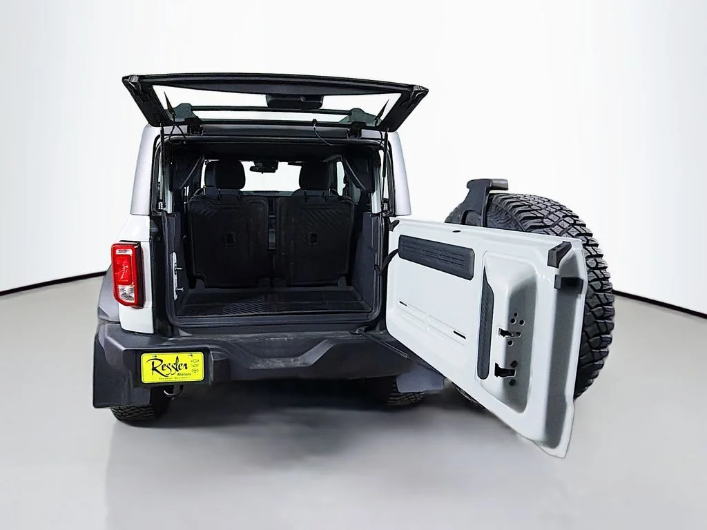 Used 2023 Gray Ford Base image 21