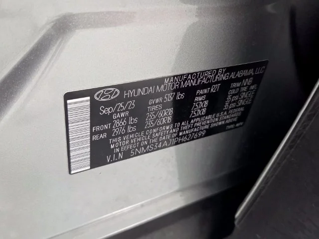Used 2023 Silver Hyundai SEL image 18