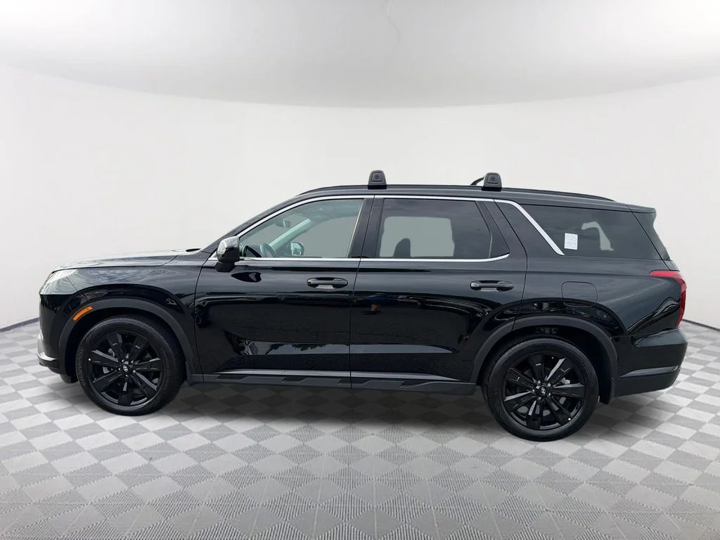Used 2025 Black Hyundai XRT image 8