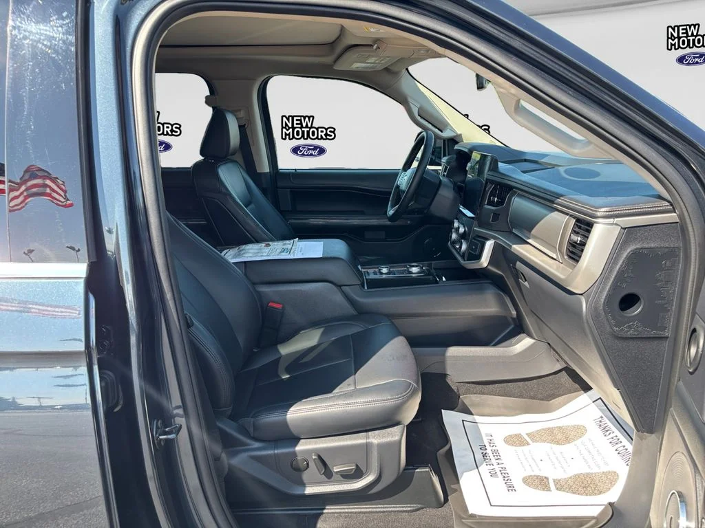 Used 2024 Blue Metallic Ford XLT image 15