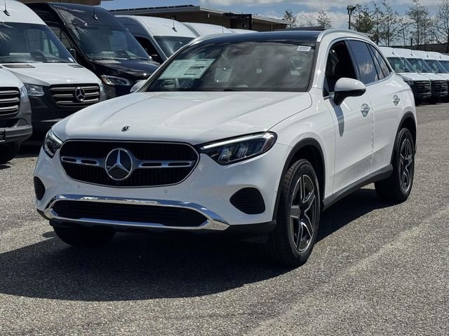 New 2026 Polar White Mercedes-Benz GLC 300 image 7