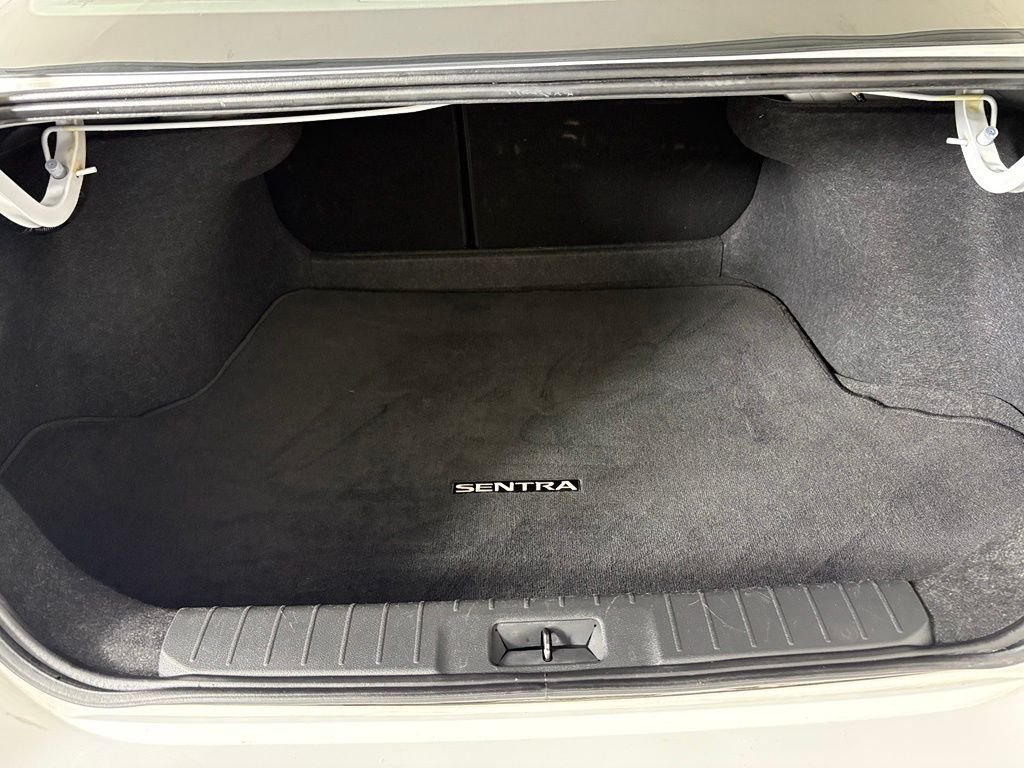Used 2024 White Nissan SV image 36