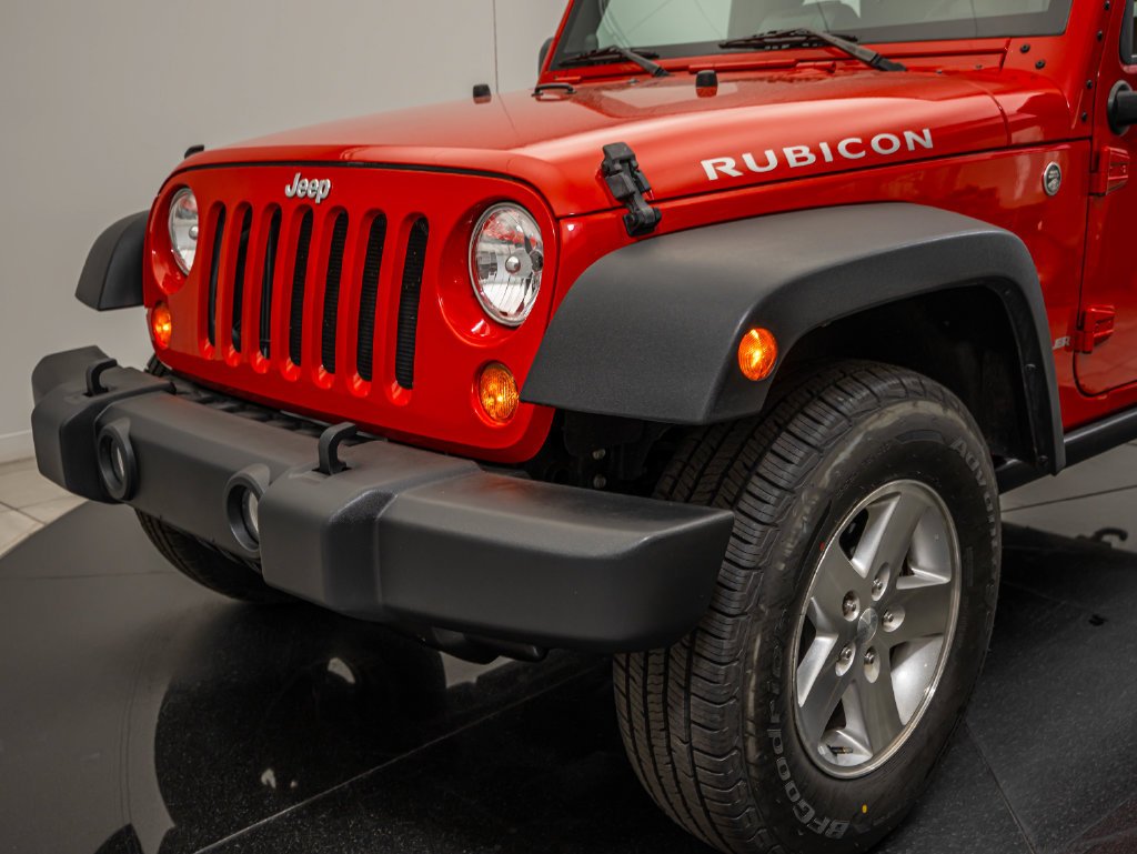 Used 2008 Flame Red Clearcoat Jeep Rubicon image 3