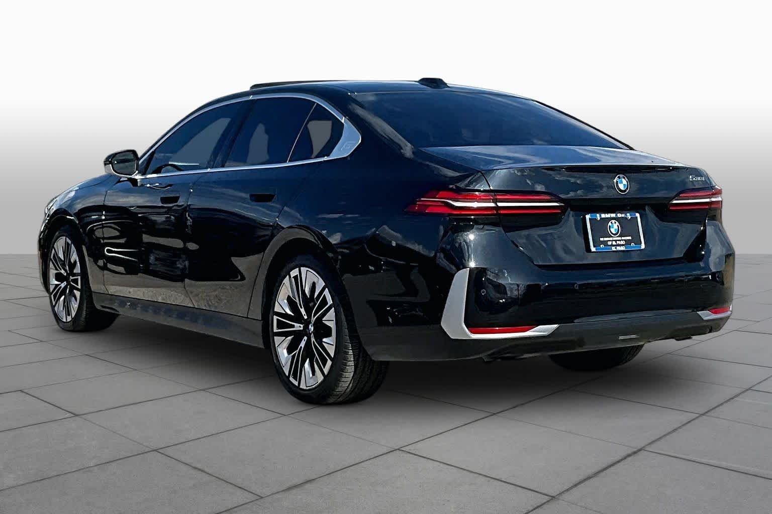 Used 2024 Black Sapphire Metallic BMW 530i image 9