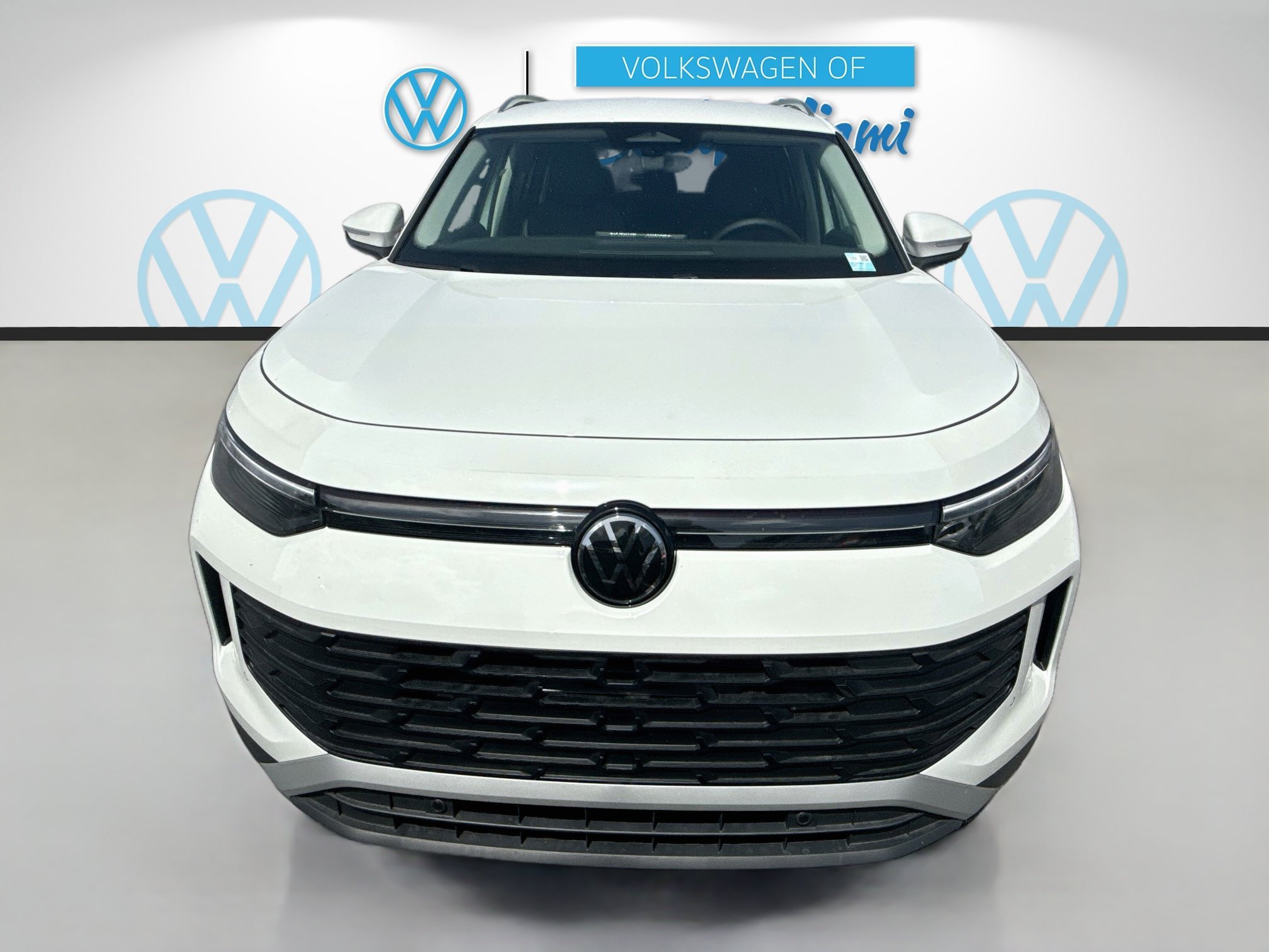New 2026 White Volkswagen SE image 2