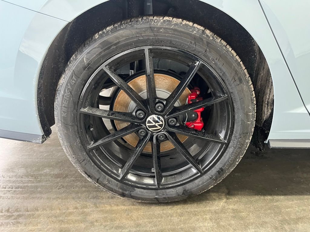 New 2026 Gray Volkswagen 2.0T Autobahn image 30