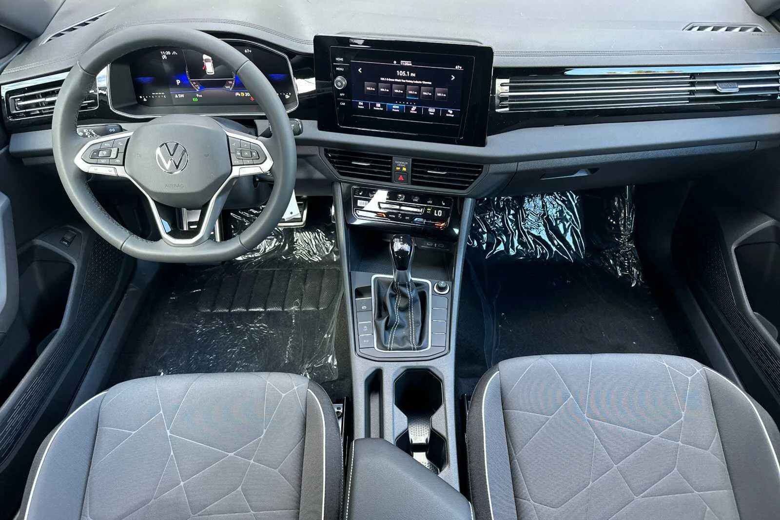 2026 Volkswagen Jetta Sport - Photo 13