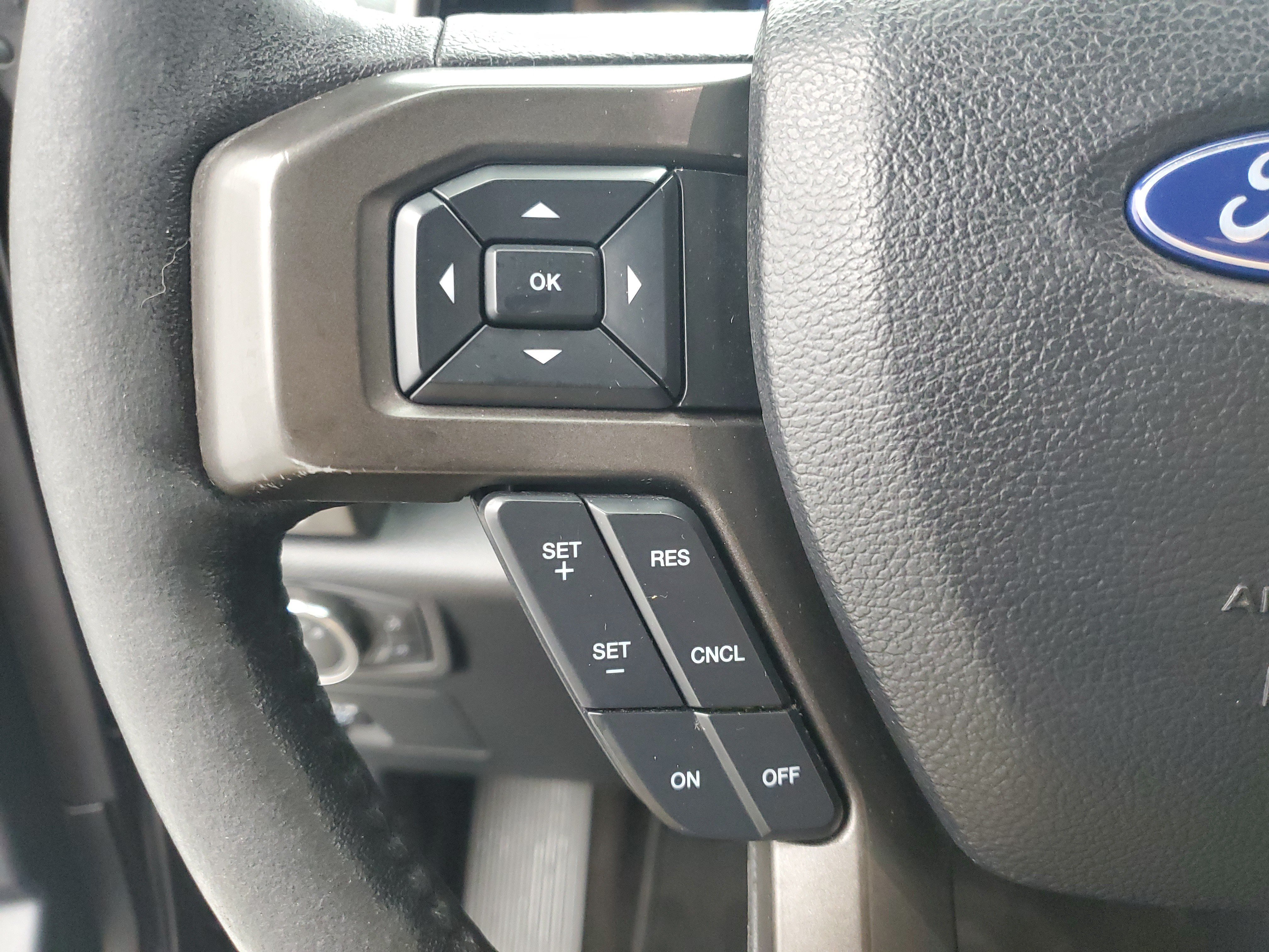 Used 2020 Agate Black Ford XLT image 24