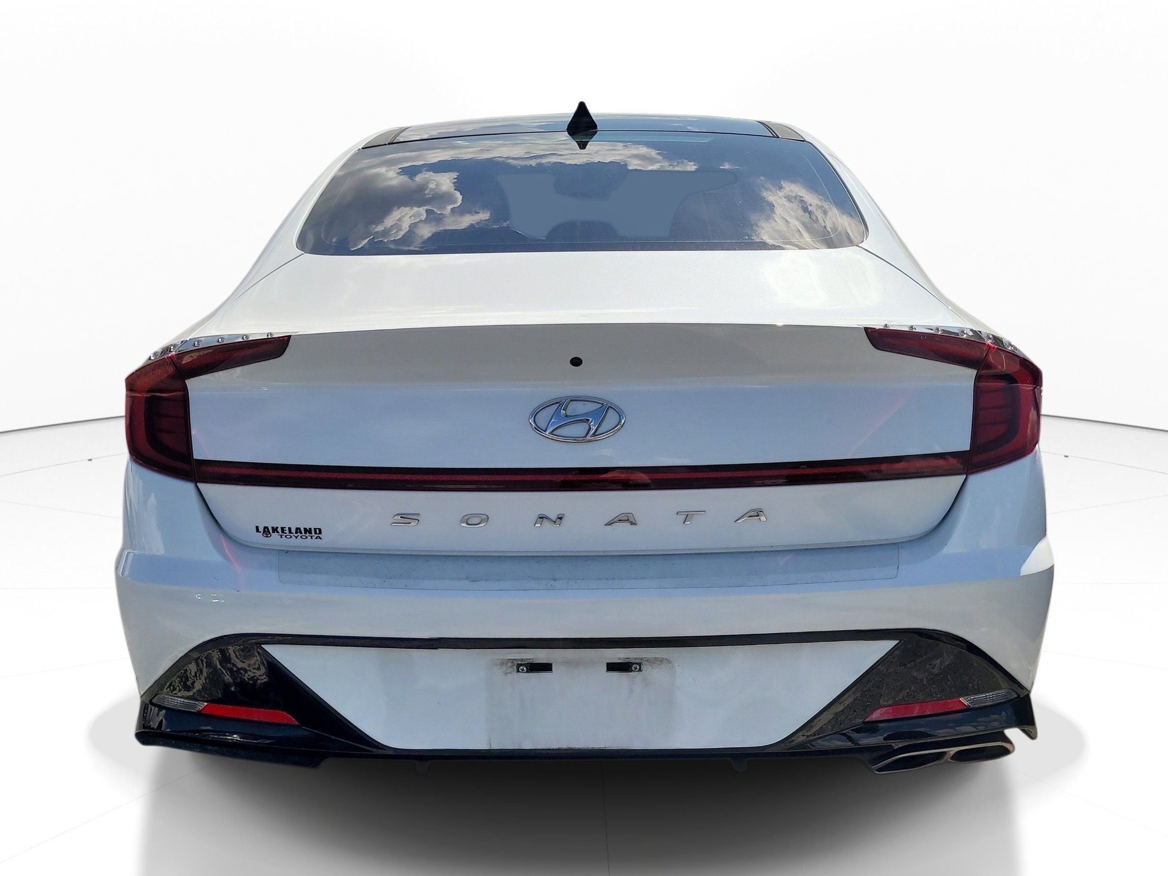 Used 2021 Quartz White Hyundai SEL image 5