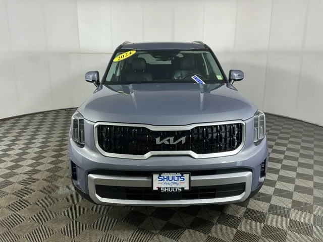 Used 2024 Silver Kia EX image 3