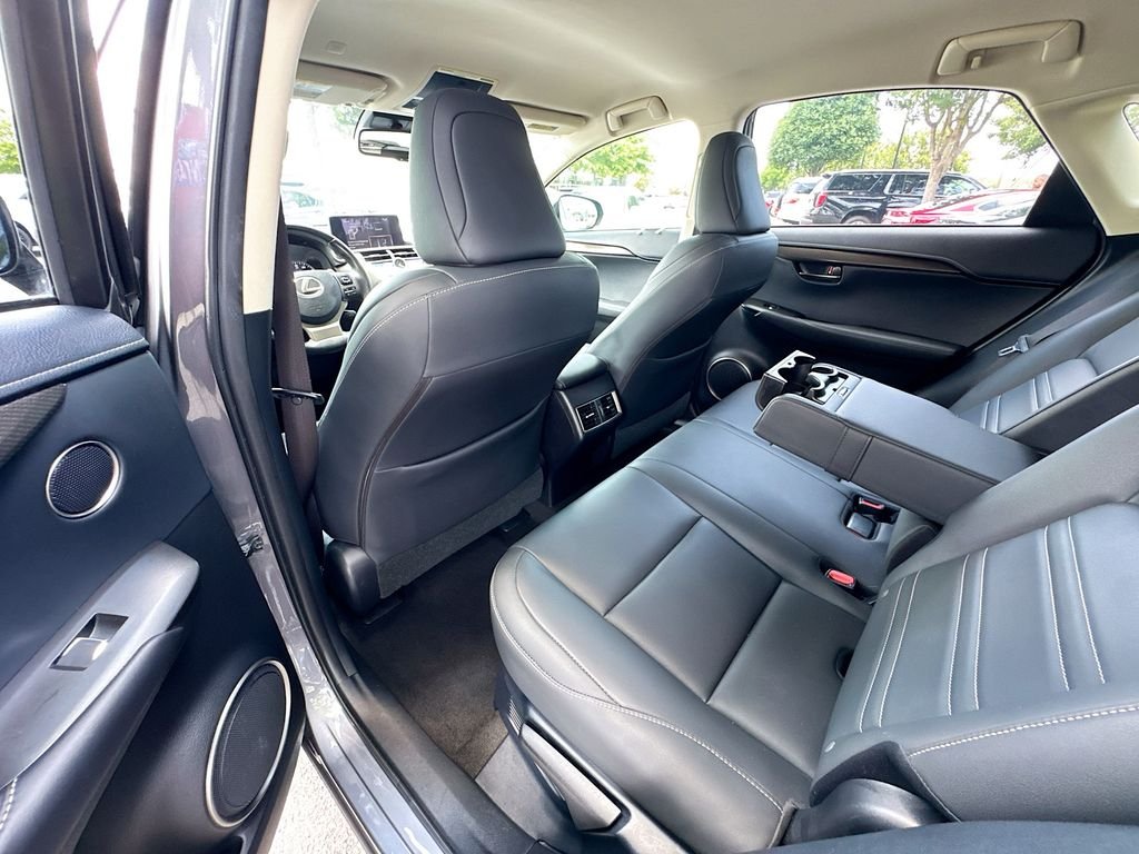 2020 Lexus NX 300 - Photo 31