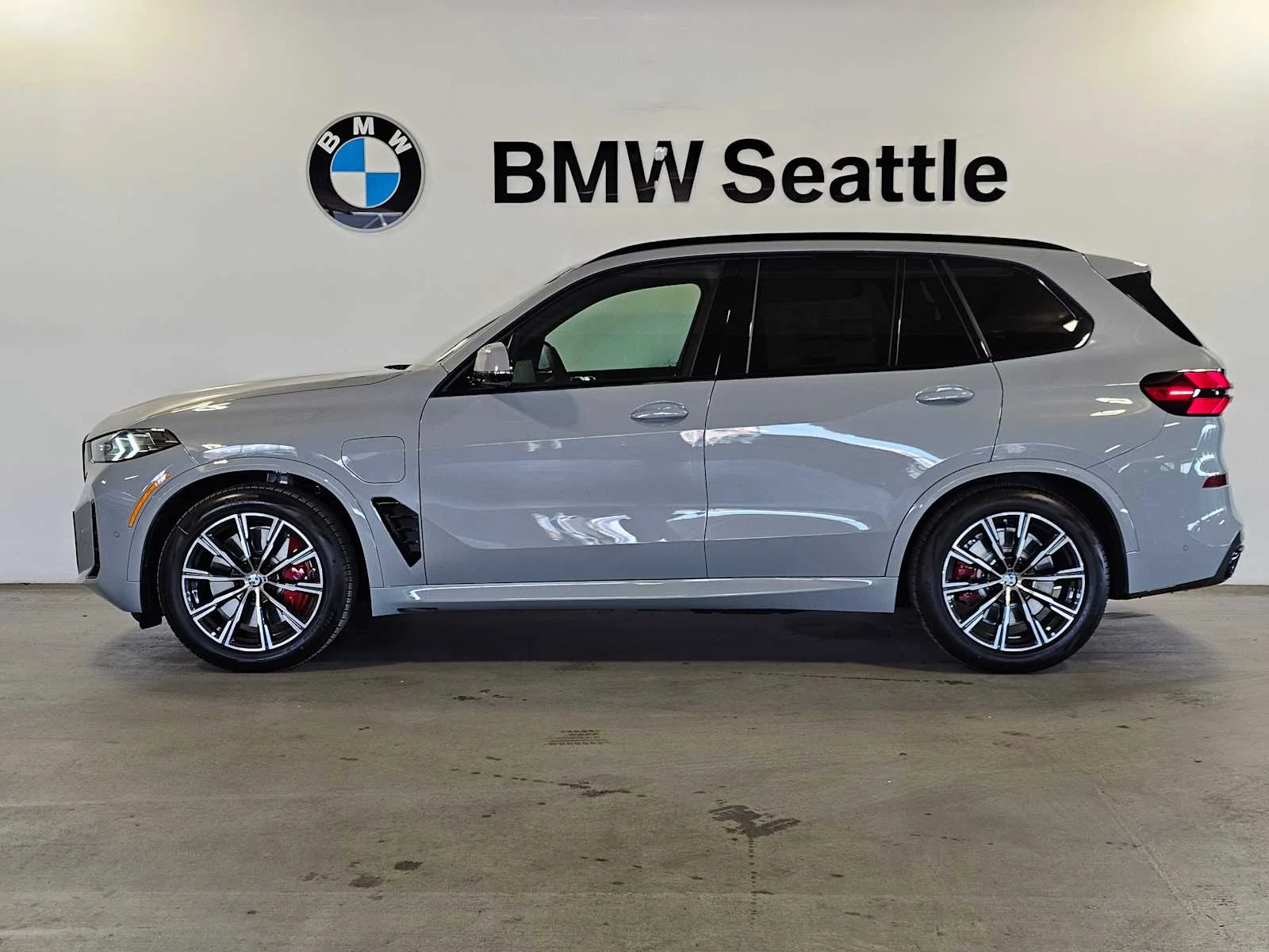 New 2026 Brooklyn Grey Metallic BMW xDrive50e image 3