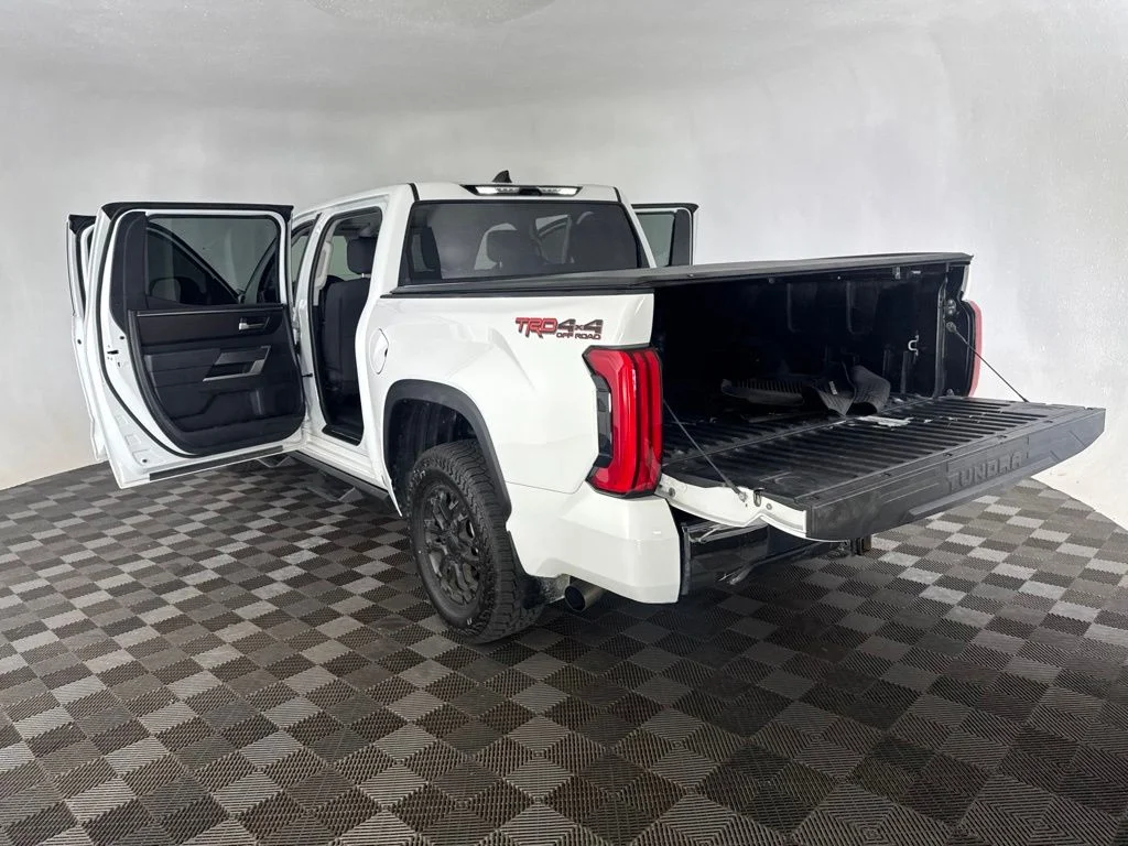Used 2023 White Toyota SR5 image 18