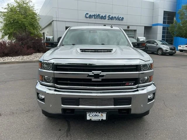 Used 2019 SILVER ICE METALLIC Chevrolet LTZ image 4