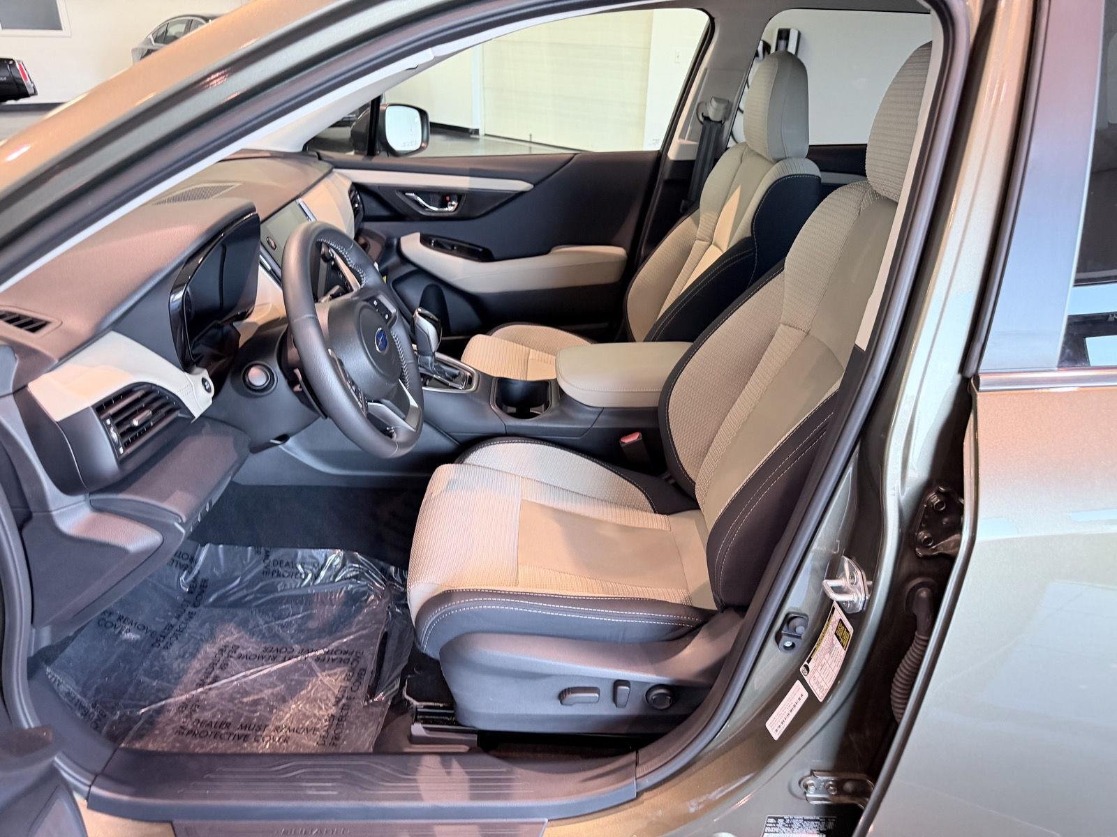 Used 2025 Autumn Green Metallic Subaru Premium image 33