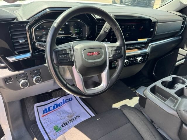 Used 2023 Summit White GMC SLE image 16