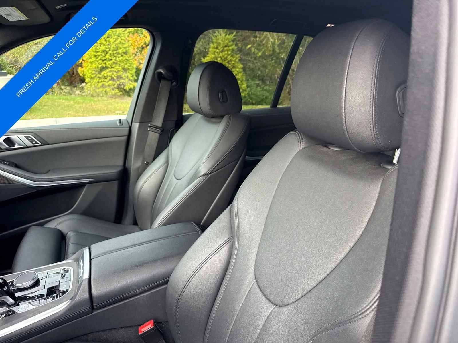 Used 2022 Black BMW xDrive45e image 18